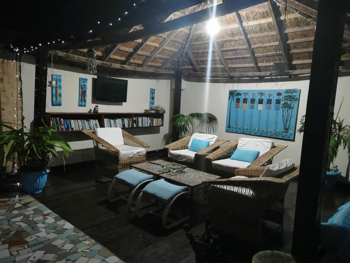 Mandinka Lodge Кололі Екстер'єр фото