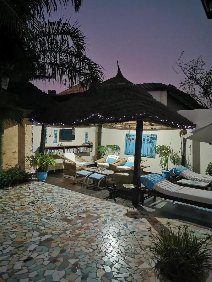 Mandinka Lodge Кололі Екстер'єр фото